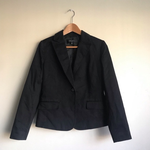SOLD Women’s Nine West Black Blazer ✨ - Picture 3 of 8